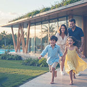 Surfers Village Paris | Site Officiel | Premier Village Sport & Santé | Cap sur 2030-2032